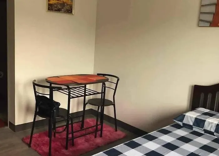 Staycation At Cjs Apartamento *